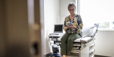 Is AI Going to Replace Doctors?